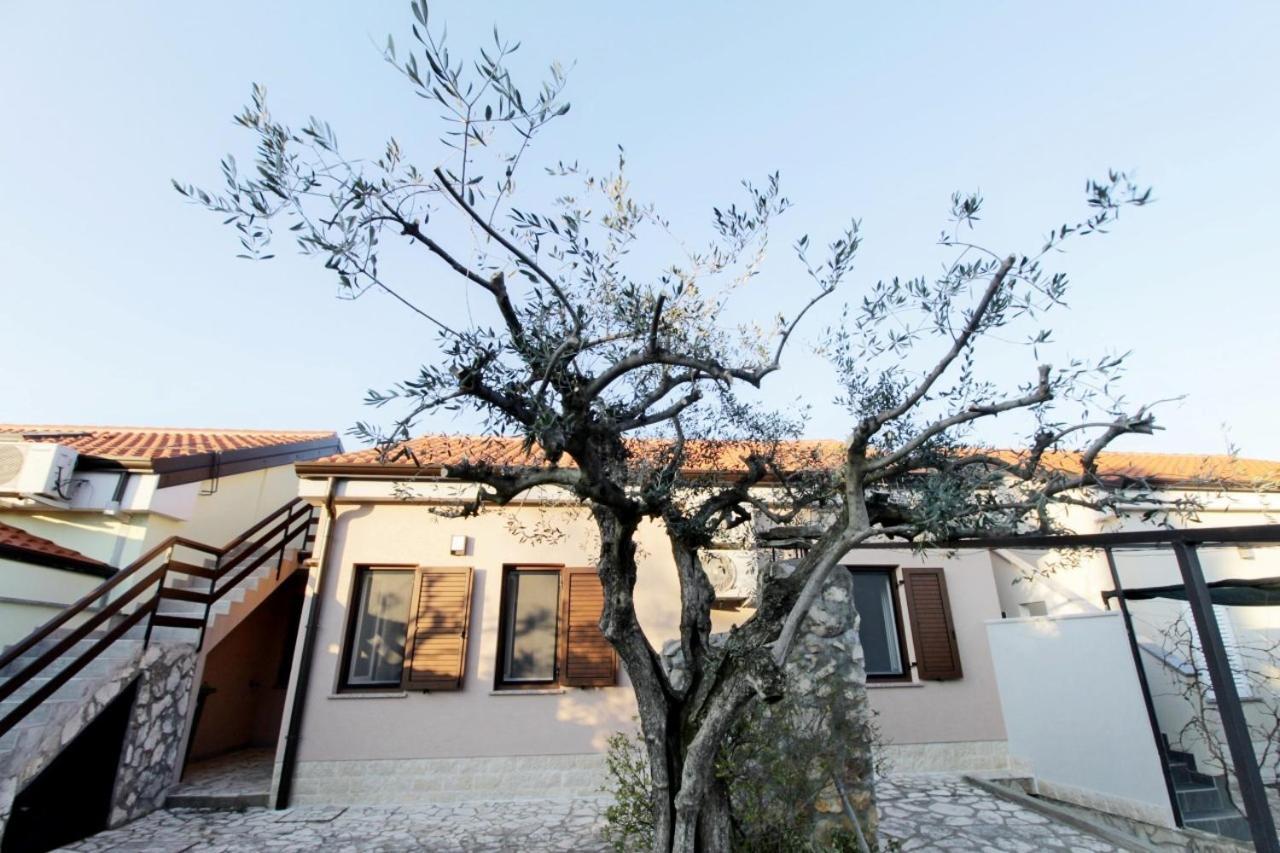 Hotel Sea View Melita Monterosso Crveni Vrh Exterior foto